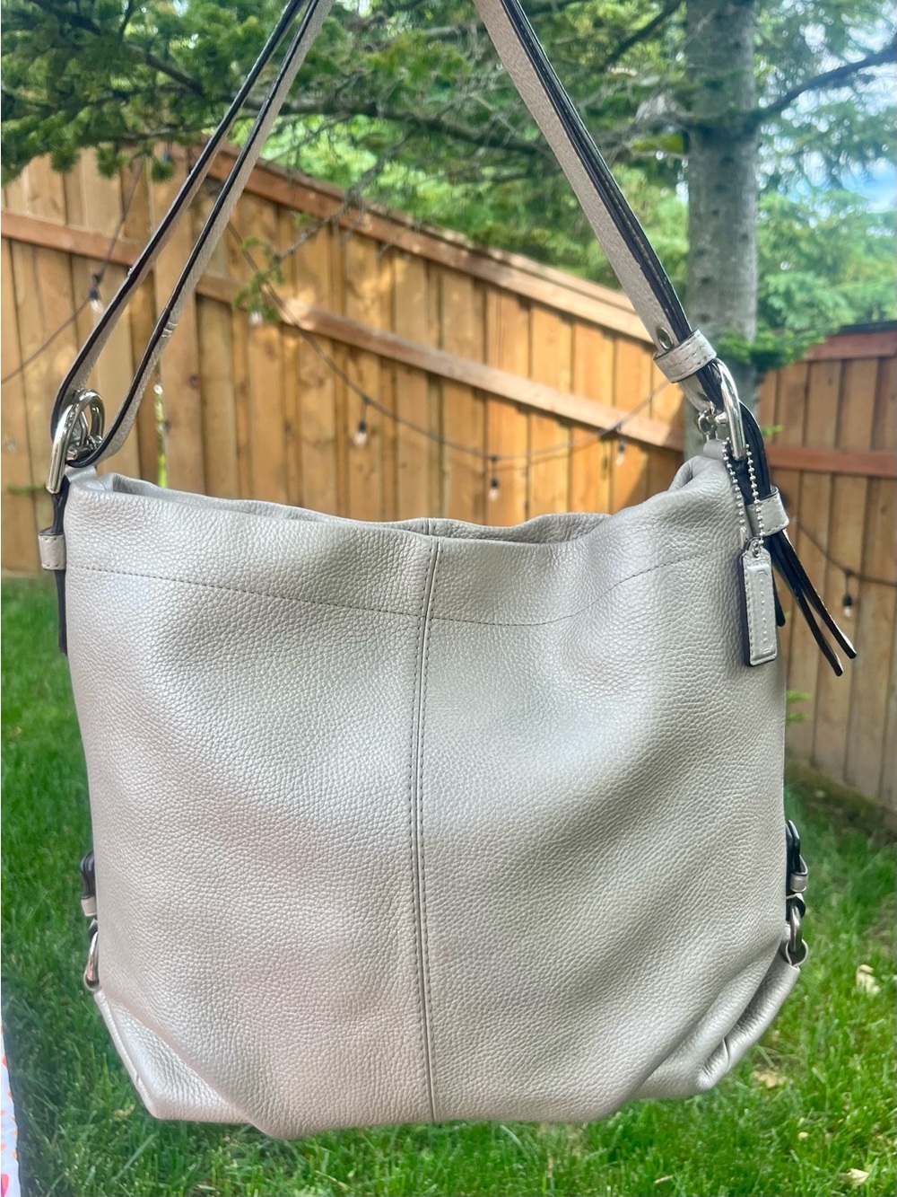 Metallic Silver Leather Duffle Hobo Shoulder Bag F15064